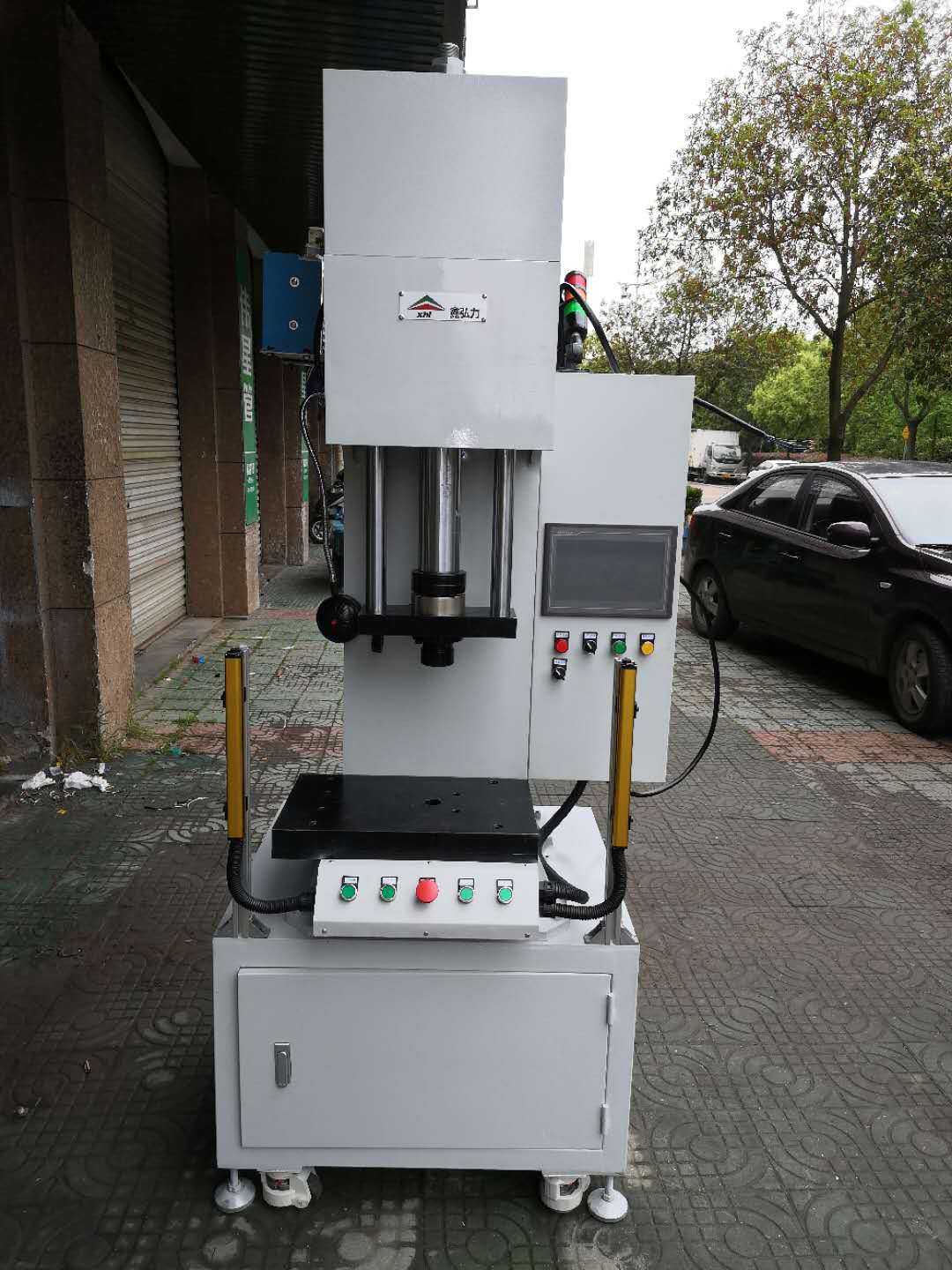 數(shù)控油壓機(jī) 單柱油壓機(jī) 小型軸承壓裝機(jī)